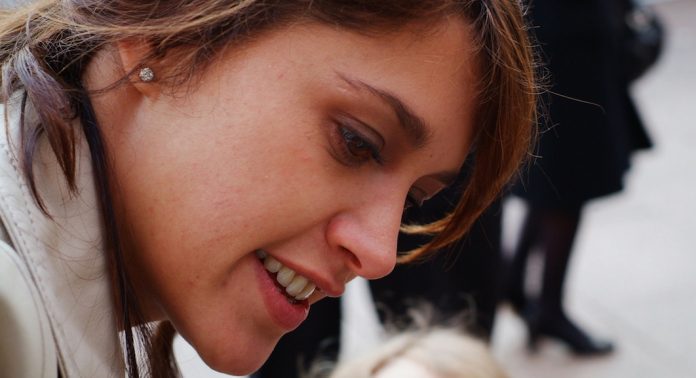 emma de caunes