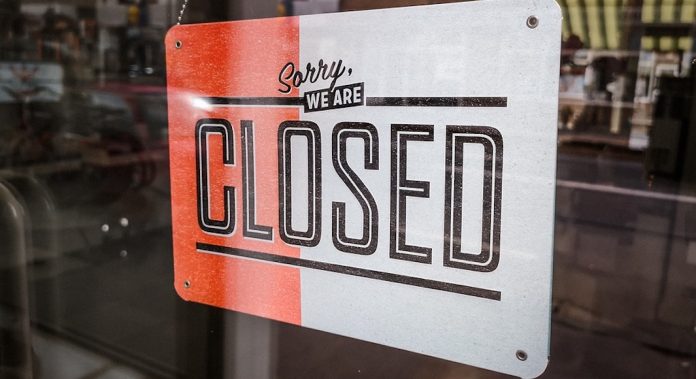 closed-3711011_960_720